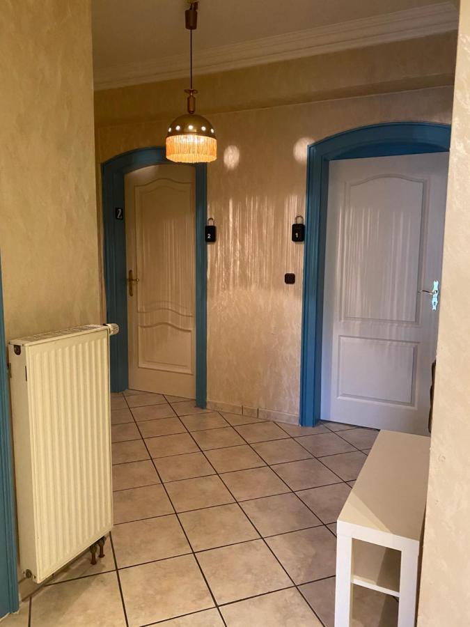 Central Shared Apartment, Friesenplatz Кельн Екстер'єр фото