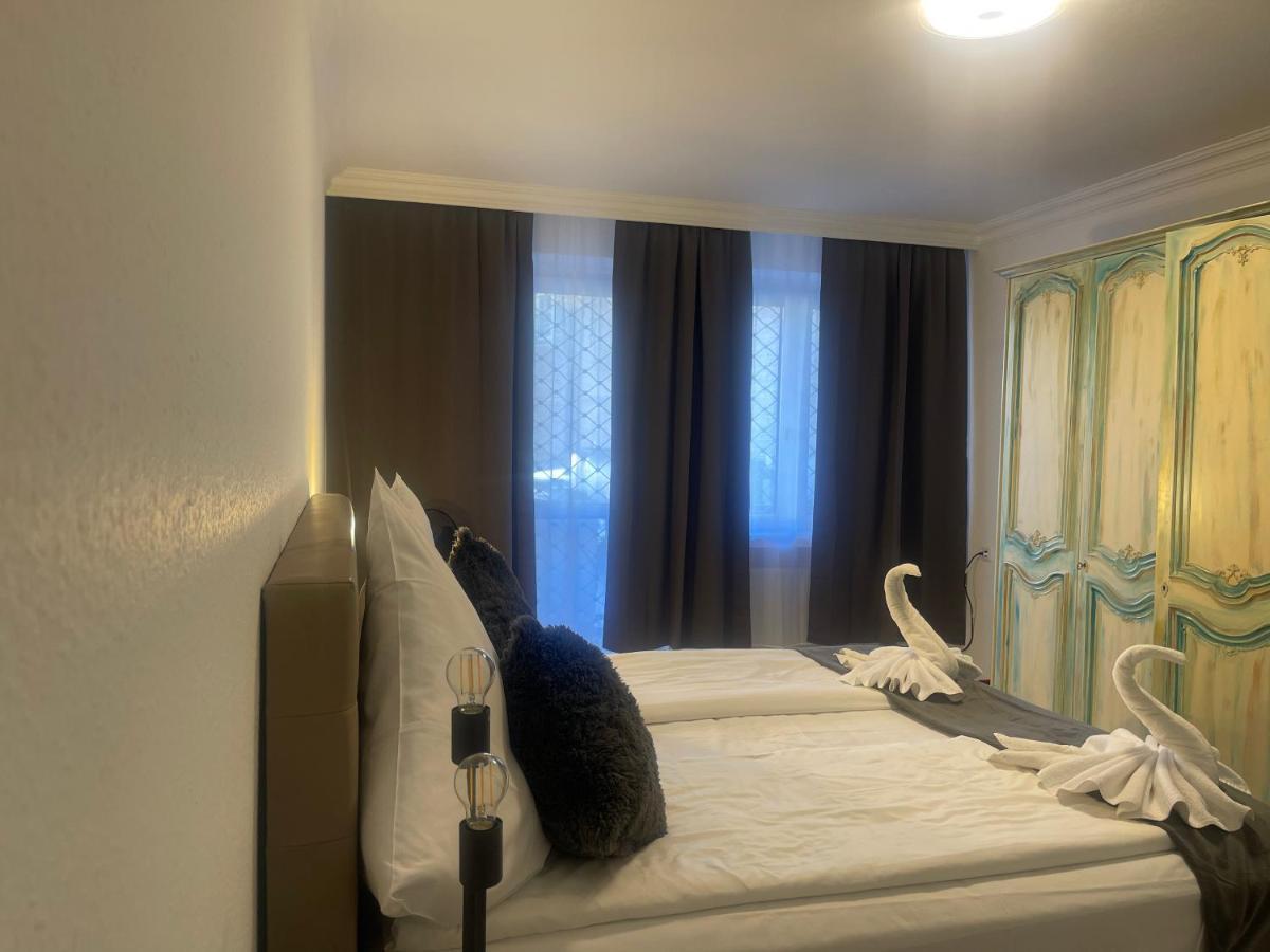 Central Shared Apartment, Friesenplatz Кельн Екстер'єр фото